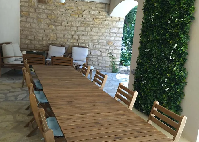 La Maison D'en Ferienhaus La Capelle-et-Masmolene